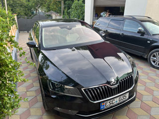 Skoda Superb foto 3