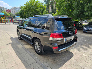 Lexus LX Series foto 6