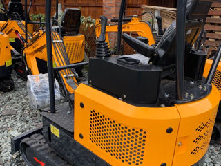 Mini excavator Macao ct16  credit fără prima rată foto 5