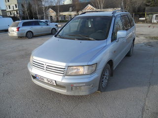 Volkswagen Sharan foto 1