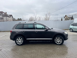 Volkswagen Touareg foto 5