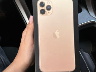Apple iPhone 11 Pro Max 256 GB | Gold 290 $  фото 1