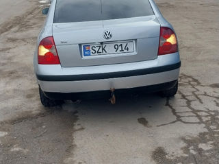 Volkswagen Passat foto 2