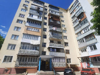 Apartament cu 2 camere, 50 m², 10 cartier, Bălți foto 1