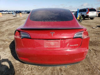 Tesla Model 3 foto 9