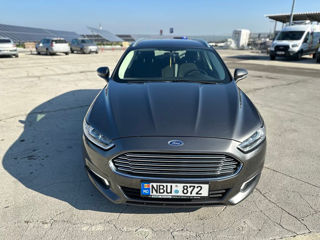 Ford Mondeo foto 2