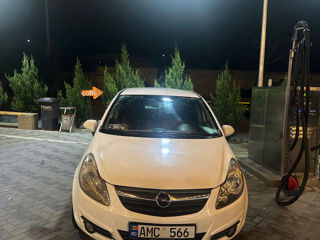Opel Corsa фото 1