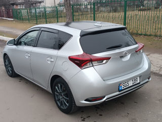 Toyota Auris foto 5