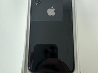 Продам IPhone X 256