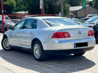 Volkswagen Phaeton foto 3