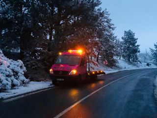 Evacuator pentru automobile cu orice defecţiuni foto 7