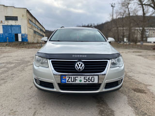 Volkswagen Passat foto 8