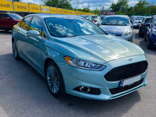 Ford Fusion foto 3