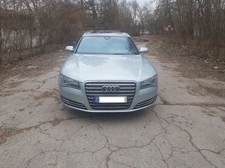 Audi A8 foto 1