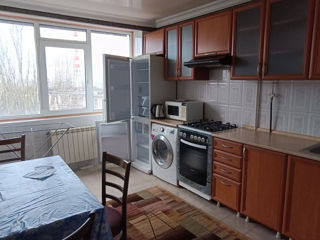 Apartament cu 3 camere, 80 m², Telecentru, Chișinău foto 3