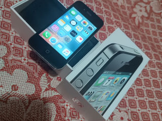 iPhone 4S. 16gb.  Legenda