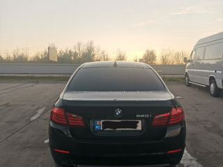 BMW 5 Series foto 6