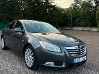 Opel Insignia foto 2