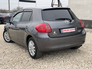 Toyota Auris foto 4