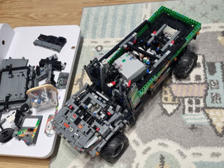 Lego Technic 42129 Полноприводный грузовик-внедорожник Mercedes-Benz foto 2