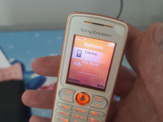 Sony ericsson w200i.   150 lei. foto 1