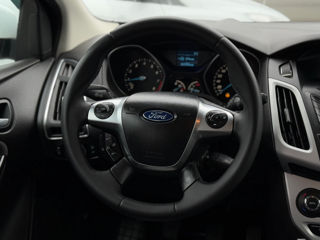 Ford Focus foto 12