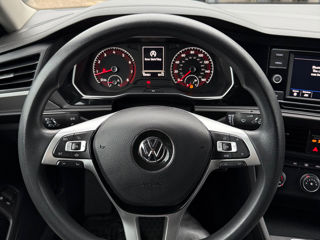 Volkswagen Jetta foto 7