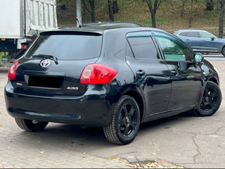 Toyota Auris foto 3