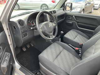 Suzuki Jimny foto 7