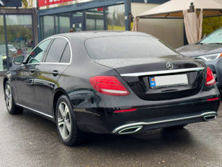 Mercedes E-Class foto 6