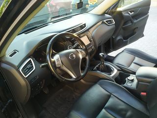 Nissan X-Trail foto 9