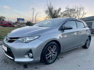 Toyota Auris foto 4