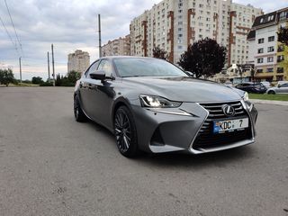 Lexus IS Series foto 1