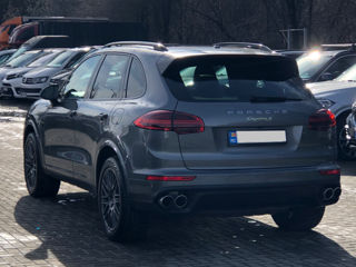 Porsche Cayenne foto 3