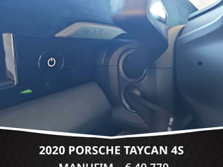 Porsche Taycan foto 4