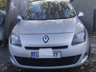 Renault Grand Scenic фото 4