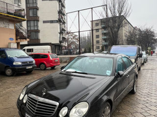 Mercedes E Class foto 1