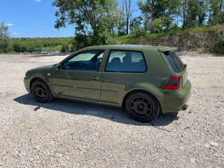 Volkswagen Golf foto 2