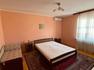 Apartament cu 2 camere, 100 m², Botanica, Chișinău foto 9