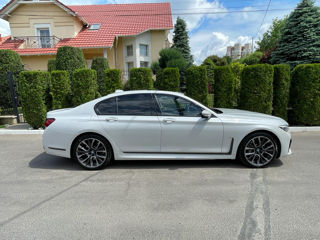 BMW 7 Series foto 9