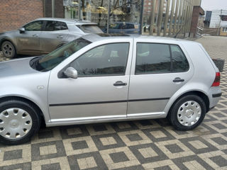 Volkswagen Golf foto 4