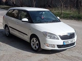 Skoda Fabia foto 2