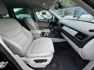 Volkswagen Touareg foto 16