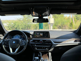 BMW 5 Series foto 8