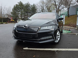 Skoda Superb foto 3