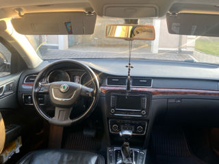 Skoda Superb foto 3