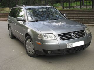 Volkswagen Passat foto 1