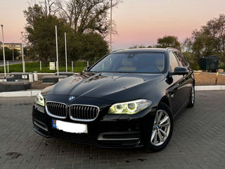 BMW 5 Series foto 2