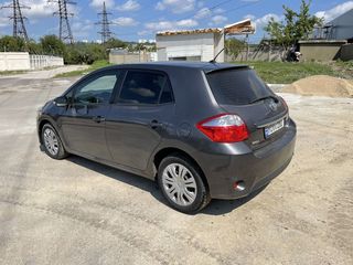 Toyota Auris foto 3