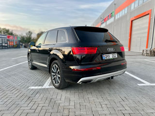 Audi Q7 foto 4